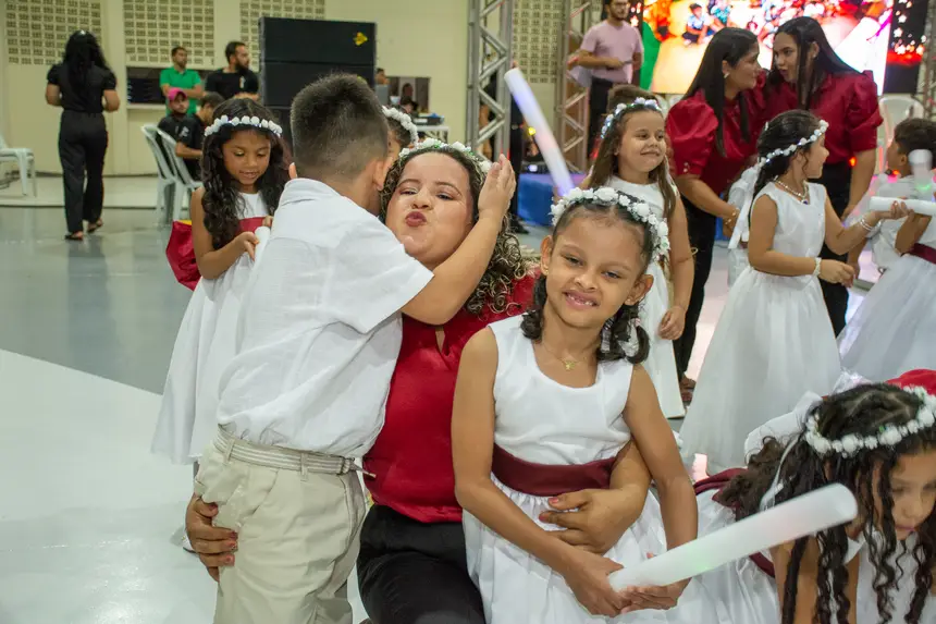  <div class='credito_fotos'>Foto: Karla Reis &nbsp;&nbsp;|&nbsp;&nbsp; <a href='/midias/2025/originais/20251219103359-GF00009241-F00108151.webp' download><i class='fa-solid fa-download'></i> Download</a></div>