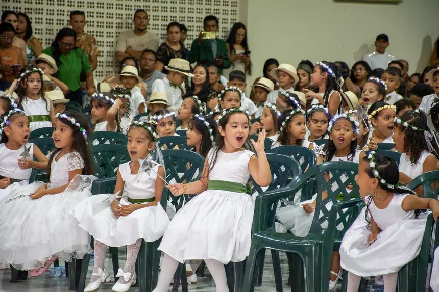  <div class='credito_fotos'>Foto: Karla Reis &nbsp;&nbsp;|&nbsp;&nbsp; <a href='/midias/2025/originais/20251219104009-GF00009242-F00108192.webp' download><i class='fa-solid fa-download'></i> Download</a></div>