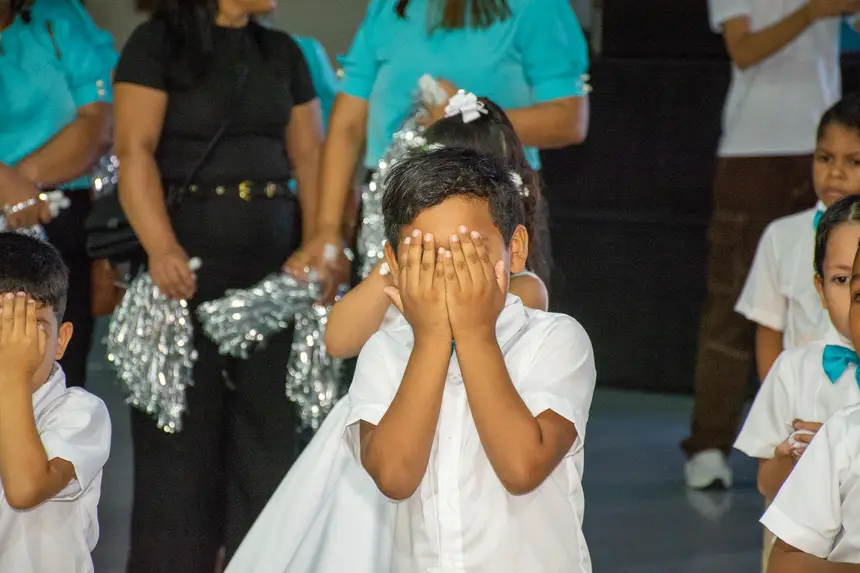  <div class='credito_fotos'>Foto: Karla Reis &nbsp;&nbsp;|&nbsp;&nbsp; <a href='/midias/2025/originais/20251219104052-GF00009242-F00108223.webp' download><i class='fa-solid fa-download'></i> Download</a></div>