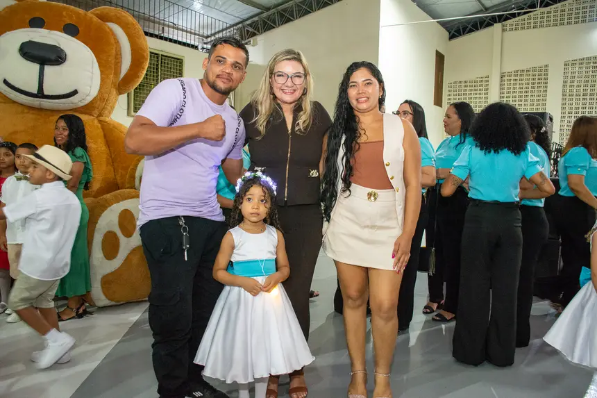  <div class='credito_fotos'>Foto: Karla Reis &nbsp;&nbsp;|&nbsp;&nbsp; <a href='/midias/2025/originais/20251219104124-GF00009242-F00108246.webp' download><i class='fa-solid fa-download'></i> Download</a></div>