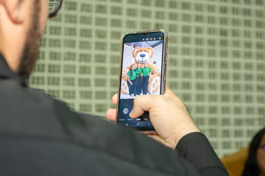  <div class='credito_fotos'>Foto: Karla Reis &nbsp;&nbsp;|&nbsp;&nbsp; <a href='/midias/2025/originais/20251219104128-GF00009242-F00108249.webp' download><i class='fa-solid fa-download'></i> Download</a></div>