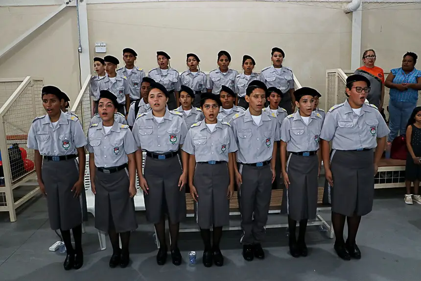  <div class='credito_fotos'>Foto: Márcio Souza &nbsp;&nbsp;|&nbsp;&nbsp; <a href='/midias/2025/originais/20251221012318-GF00009244-F00108312.webp' download><i class='fa-solid fa-download'></i> Download</a></div>