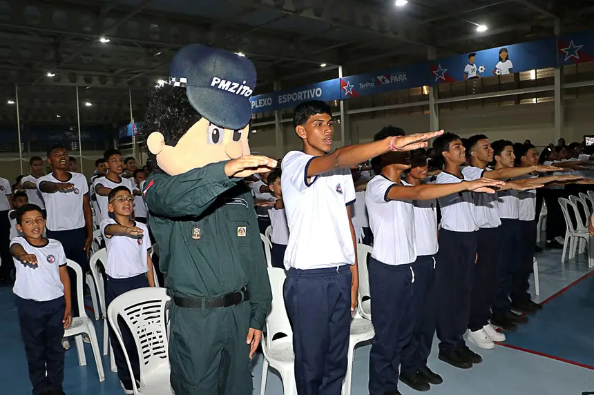  <div class='credito_fotos'>Foto: Márcio Souza &nbsp;&nbsp;|&nbsp;&nbsp; <a href='/midias/2025/originais/20251221012328-GF00009244-F00108321.webp' download><i class='fa-solid fa-download'></i> Download</a></div>