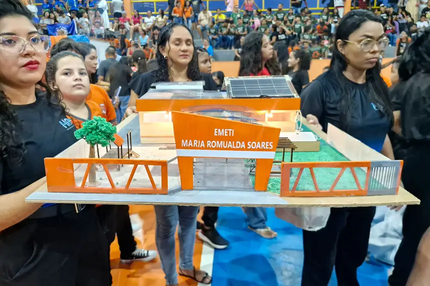  <div class='credito_fotos'>Foto: Márcio Souza &nbsp;&nbsp;|&nbsp;&nbsp; <a href='/midias/2025/originais/20251223124616-GF00009249-F00108494.webp' download><i class='fa-solid fa-download'></i> Download</a></div>