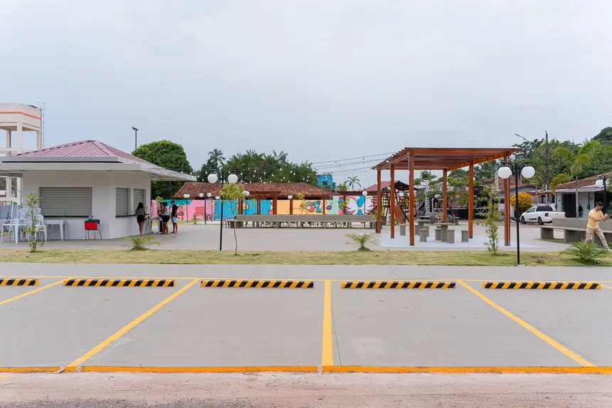  <div class='credito_fotos'>Foto: Heloam Sousa &nbsp;&nbsp;|&nbsp;&nbsp; <a href='/midias/2025/originais/20251223195650-GF00009251-F00108639.webp' download><i class='fa-solid fa-download'></i> Download</a></div>