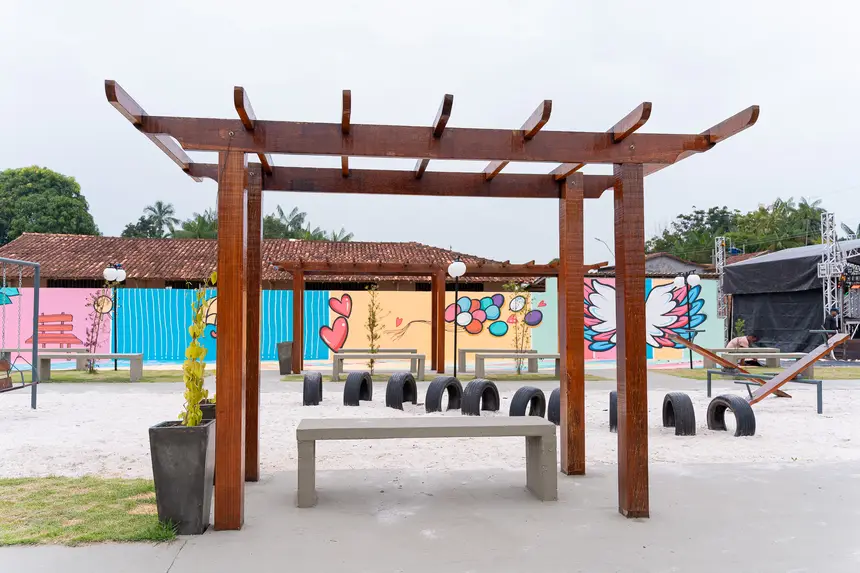  <div class='credito_fotos'>Foto: Heloam Sousa &nbsp;&nbsp;|&nbsp;&nbsp; <a href='/midias/2025/originais/20251223195654-GF00009251-F00108642.webp' download><i class='fa-solid fa-download'></i> Download</a></div>