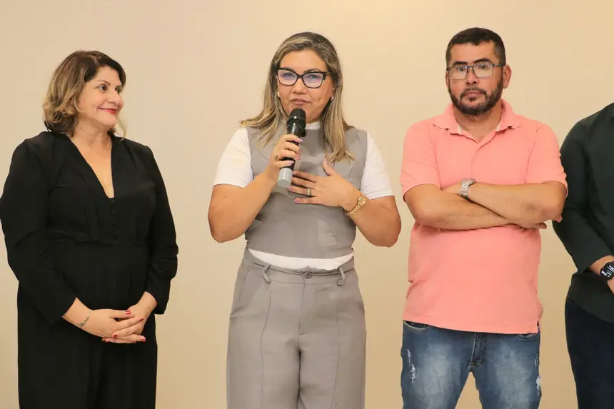  <div class='credito_fotos'>Foto: Márcio Souza &nbsp;&nbsp;|&nbsp;&nbsp; <a href='/midias/2025/originais/20251224004147-GF00009252-F00108652.webp' download><i class='fa-solid fa-download'></i> Download</a></div>