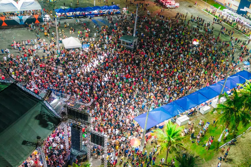  <div class='credito_fotos'>Foto: Heloam Sousa &nbsp;&nbsp;|&nbsp;&nbsp; <a href='/midias/2025/originais/20251229025629-GF00009253-F00108697.webp' download><i class='fa-solid fa-download'></i> Download</a></div>