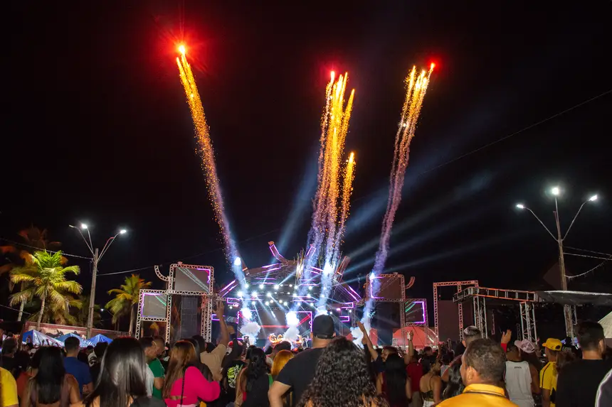  <div class='credito_fotos'>Foto: Karla Reis &nbsp;&nbsp;|&nbsp;&nbsp; <a href='/midias/2025/originais/20251229104814-GF00009254-F00108767.webp' download><i class='fa-solid fa-download'></i> Download</a></div>