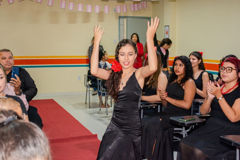  <div class='credito_fotos'>Foto: Karla Reis &nbsp;&nbsp;|&nbsp;&nbsp; <a href='/midias/2025/originais/8036_a286f650-e775-965c-7caf-cb7d7bfd2d78.jpg' download><i class='fa-solid fa-download'></i> Download</a></div>