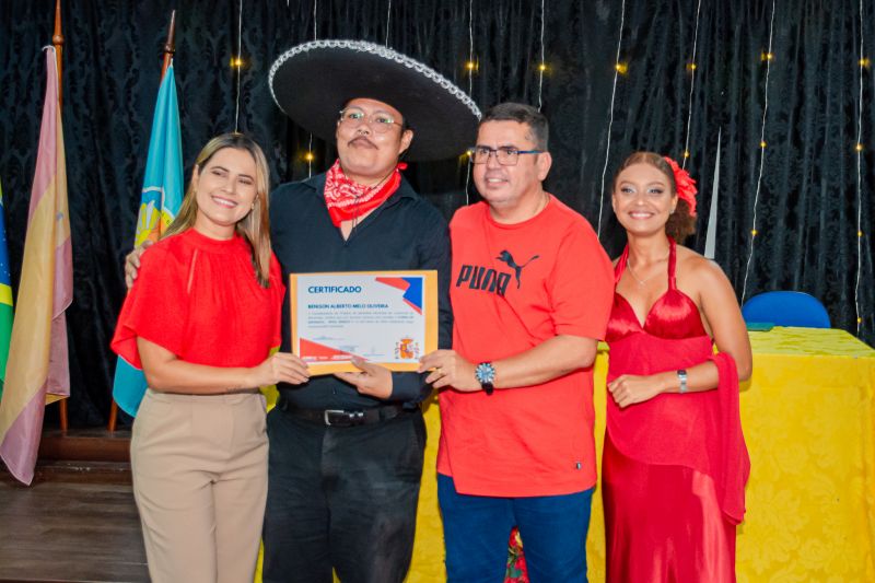  <div class='credito_fotos'>Foto: Karla Reis &nbsp;&nbsp;|&nbsp;&nbsp; <a href='/midias/2025/originais/8036_f9979abe-d395-b0dd-a768-72986dfcf4de.jpg' download><i class='fa-solid fa-download'></i> Download</a></div>