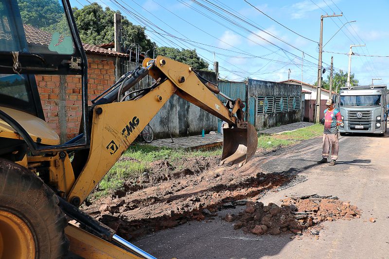 Recuperação asfáltica Perimetral Sul <div class='credito_fotos'>Foto: Márcio Souza &nbsp;&nbsp;|&nbsp;&nbsp; <a href='/midias/2025/originais/8046_6788d58f-ac9f-e809-28ae-6d56cc3a9b43.jpg' download><i class='fa-solid fa-download'></i> Download</a></div>