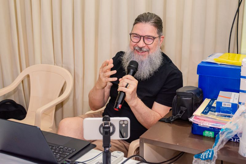  <div class='credito_fotos'>Foto: Karla Reis &nbsp;&nbsp;|&nbsp;&nbsp; <a href='/midias/2025/originais/8051_9682a515-dddc-0d85-a7bf-d69e3a944623.jpg' download><i class='fa-solid fa-download'></i> Download</a></div>