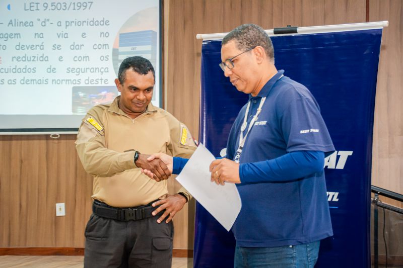  <div class='credito_fotos'>Foto: Karla Reis &nbsp;&nbsp;|&nbsp;&nbsp; <a href='/midias/2025/originais/8067_1bf32aa4-c9e3-b808-bdb0-3adcd8296f63.jpg' download><i class='fa-solid fa-download'></i> Download</a></div>