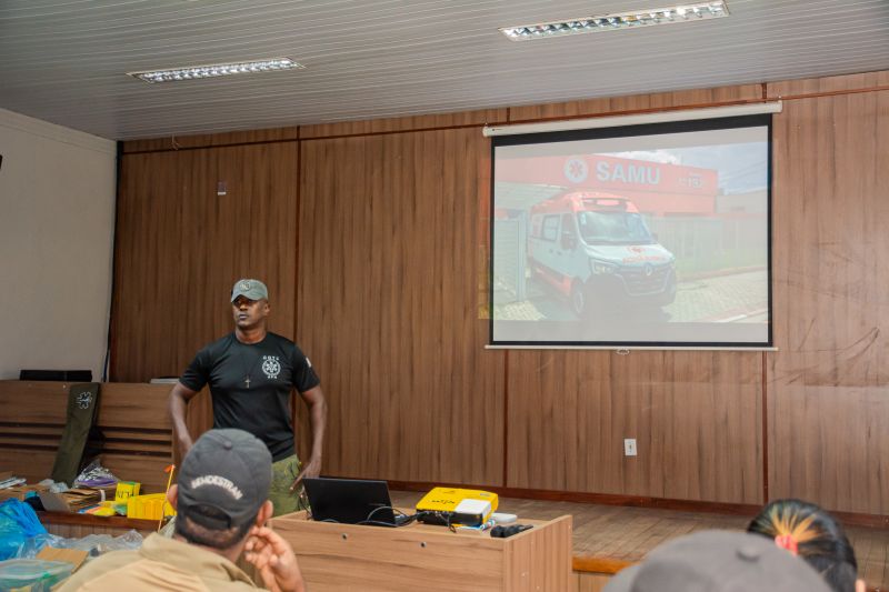  <div class='credito_fotos'>Foto: Karla Reis &nbsp;&nbsp;|&nbsp;&nbsp; <a href='/midias/2025/originais/8067_b44a15e4-d429-6296-d7e5-986253b6e62f.jpg' download><i class='fa-solid fa-download'></i> Download</a></div>