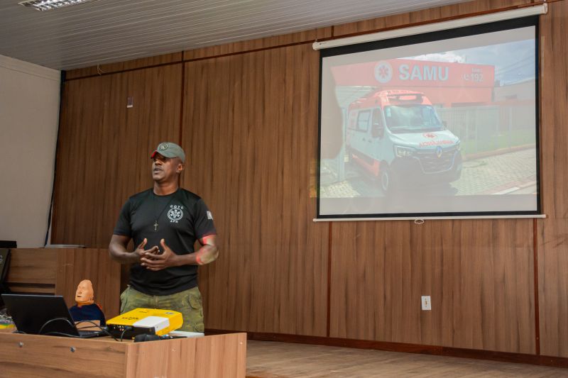  <div class='credito_fotos'>Foto: Karla Reis &nbsp;&nbsp;|&nbsp;&nbsp; <a href='/midias/2025/originais/8067_f6dbdc59-9c1f-62ca-664c-928d8457cc4f.jpg' download><i class='fa-solid fa-download'></i> Download</a></div>