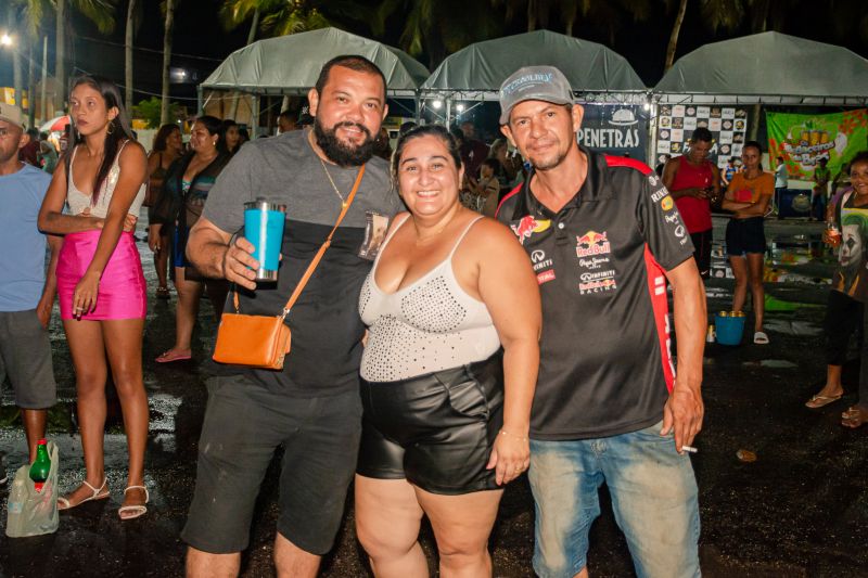  <div class='credito_fotos'>Foto: Karla Reis &nbsp;&nbsp;|&nbsp;&nbsp; <a href='/midias/2025/originais/8072_e7cca797-8572-4343-ece8-00d54a191464.jpg' download><i class='fa-solid fa-download'></i> Download</a></div>