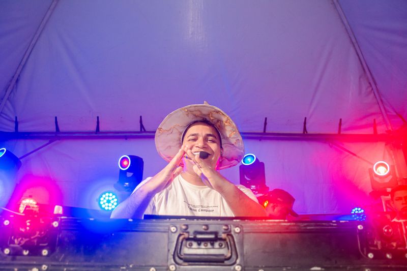  <div class='credito_fotos'>Foto: Karla Reis &nbsp;&nbsp;|&nbsp;&nbsp; <a href='/midias/2025/originais/8073_97e860ea-7913-5fb2-6290-926f4b6fb1d6.jpg' download><i class='fa-solid fa-download'></i> Download</a></div>