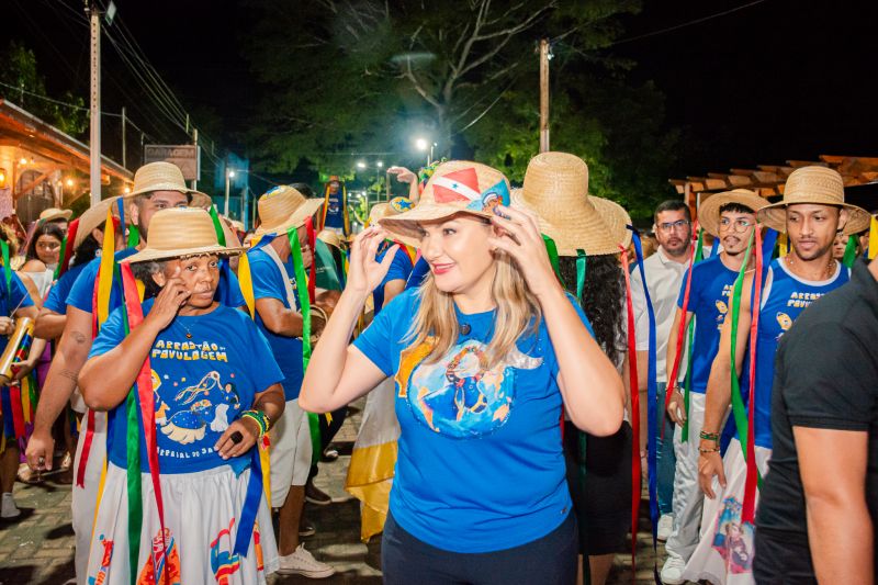  <div class='credito_fotos'>Foto: Karla Reis &nbsp;&nbsp;|&nbsp;&nbsp; <a href='/midias/2025/originais/8090_683a302e-c600-cff2-8726-88a792e0ec37.jpg' download><i class='fa-solid fa-download'></i> Download</a></div>