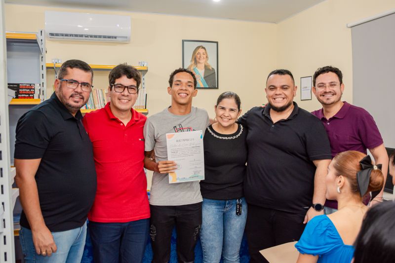  <div class='credito_fotos'>Foto: Karla Reis &nbsp;&nbsp;|&nbsp;&nbsp; <a href='/midias/2025/originais/8092_9ab693bd-70ce-08d0-7323-483b809f0648.jpg' download><i class='fa-solid fa-download'></i> Download</a></div>