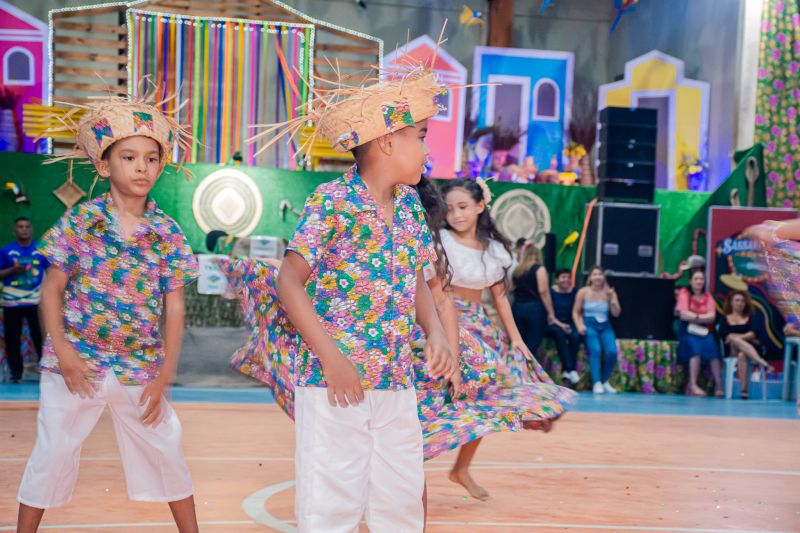  <div class='credito_fotos'>Foto: Karla Reis &nbsp;&nbsp;|&nbsp;&nbsp; <a href='/midias/2025/originais/9129_8f9668ef-0cd6-bea6-53eb-00a199e6ea9b.jpg' download><i class='fa-solid fa-download'></i> Download</a></div>