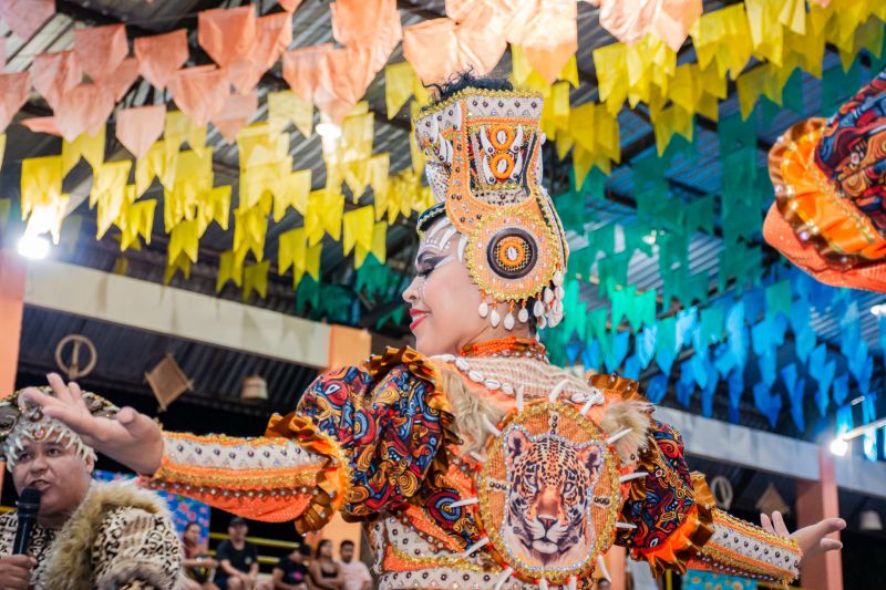  <div class='credito_fotos'>Foto: Karla Reis &nbsp;&nbsp;|&nbsp;&nbsp; <a href='/midias/2025/originais/9135_8155d1da-e54f-686b-eedf-447a7c6abb6c.jpg' download><i class='fa-solid fa-download'></i> Download</a></div>