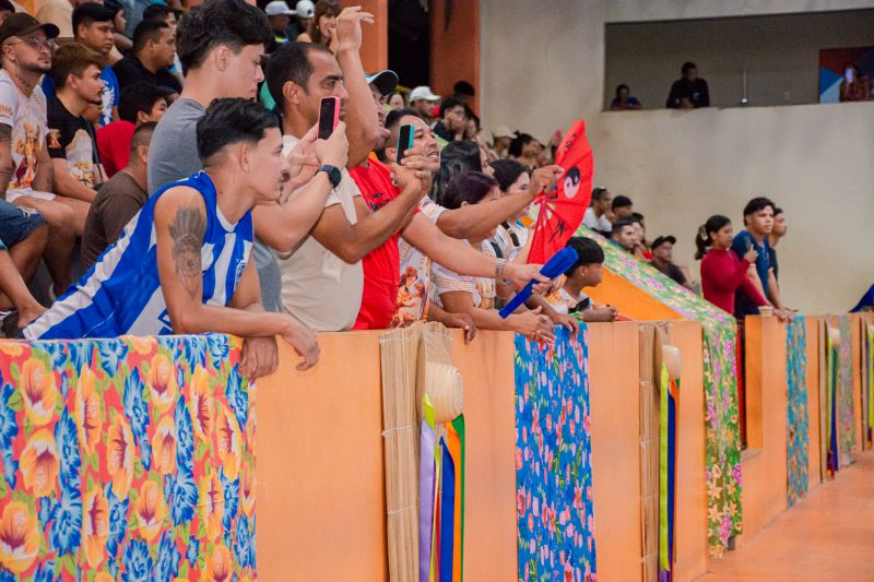  <div class='credito_fotos'>Foto: Karla Reis &nbsp;&nbsp;|&nbsp;&nbsp; <a href='/midias/2025/originais/9136_e86e4549-9be9-2d10-7897-9c79a3889d3c.jpg' download><i class='fa-solid fa-download'></i> Download</a></div>