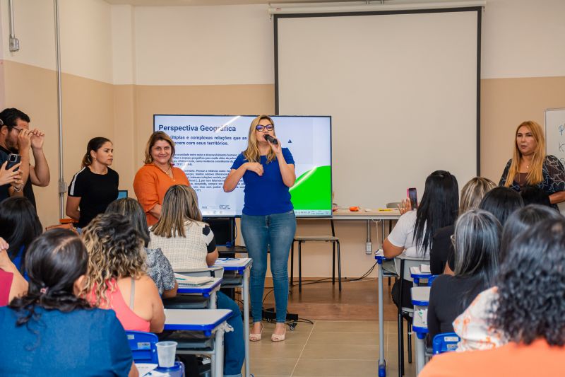  <div class='credito_fotos'>Foto: Karla Reis &nbsp;&nbsp;|&nbsp;&nbsp; <a href='/midias/2025/originais/9141_0412ee4c-7c4d-d9c0-2949-a82c669f28c6.jpg' download><i class='fa-solid fa-download'></i> Download</a></div>