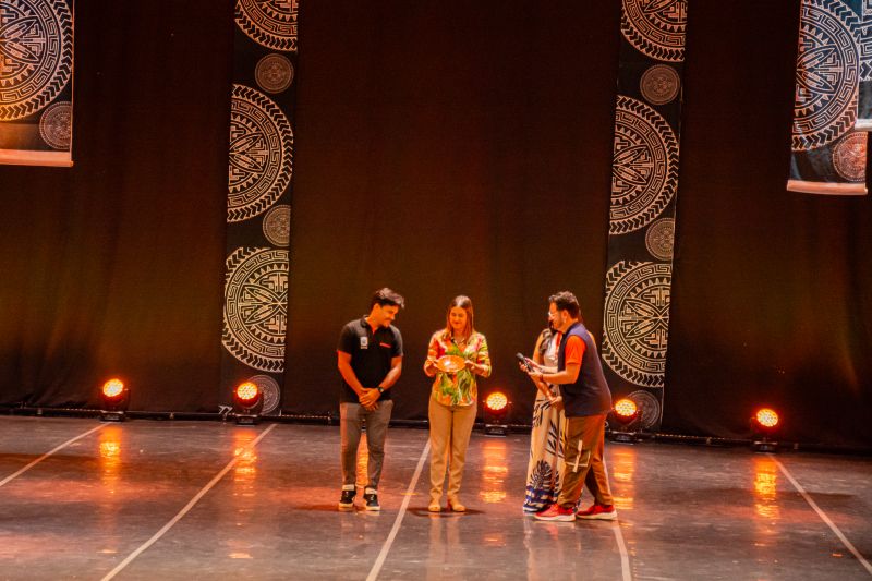  <div class='credito_fotos'>Foto: Karla Reis &nbsp;&nbsp;|&nbsp;&nbsp; <a href='/midias/2025/originais/9183_5cea5fa1-5e3d-3e75-6255-7869cf3e0bc1.jpg' download><i class='fa-solid fa-download'></i> Download</a></div>