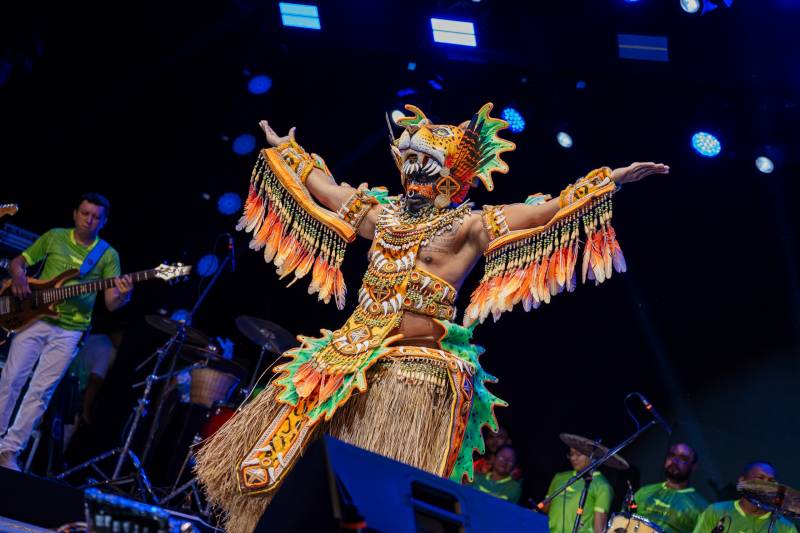 Sassaricando segue animando Benevides em seu terceiro dia de festejo