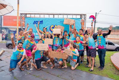 notícia: Alunos do Aprova Benevides comemoram primeiros lugares na UEPA