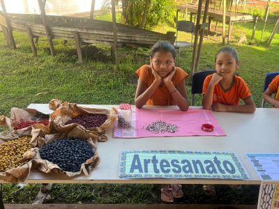 notícia: Com o tema “Interculturalidade dos Povos Originários” Escola em Tempo Integral realiza Feira dos Povos Indígenas