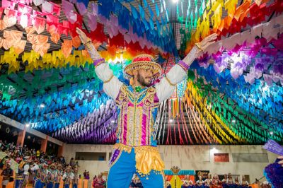 notícia: Primeira noite das Quadrilhas em Benevides teve emoção, cores, torcida, diversidade e tradição