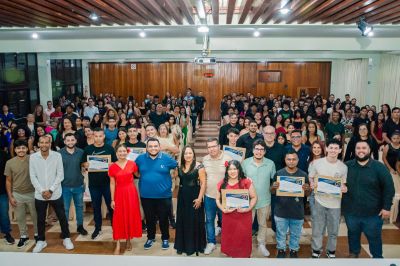 notícia: Secretaria Municipal da Juventude certifica 113 jovens concluintes de 4 cursos