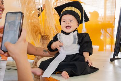 notícia: Prefeitura de Benevides encerra o Agosto Dourado com mamaço e certificação na Usina da Paz