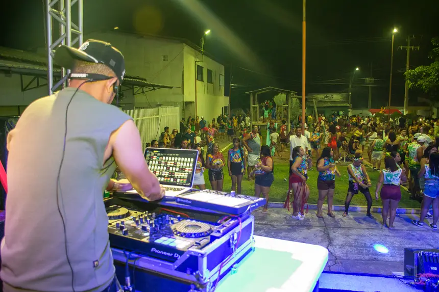  <div class='credito_fotos'>Foto: Karla Reis &nbsp;&nbsp;|&nbsp;&nbsp; <a href='/midias/2026/originais/20260214104512-GF00009303-F00110788.webp' download><i class='fa-solid fa-download'></i> Download</a></div>