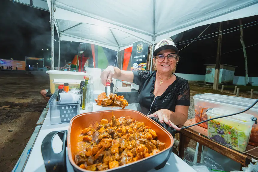 Com o Circuito Nagibão lotado, o comércio de Benevides vive dias de intenso movimento, transformando a alegria da festa em desenvolvimento econômico para o município
