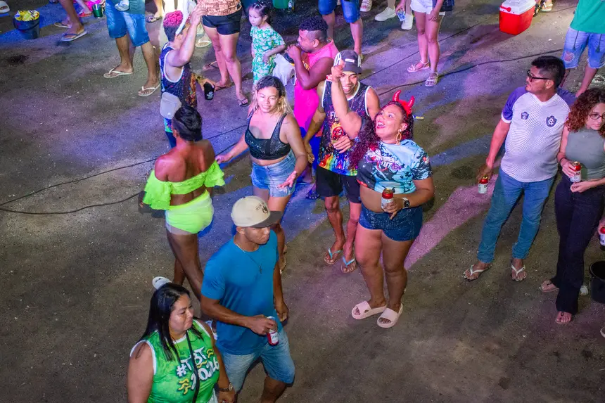  <div class='credito_fotos'>Foto: Karla Reis &nbsp;&nbsp;|&nbsp;&nbsp; <a href='/midias/2026/originais/20260216025127-GF00009307-F00111096.webp' download><i class='fa-solid fa-download'></i> Download</a></div>