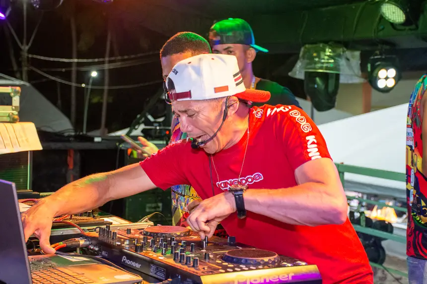  <div class='credito_fotos'>Foto: Karla Reis &nbsp;&nbsp;|&nbsp;&nbsp; <a href='/midias/2026/originais/20260216025146-GF00009307-F00111110.webp' download><i class='fa-solid fa-download'></i> Download</a></div>