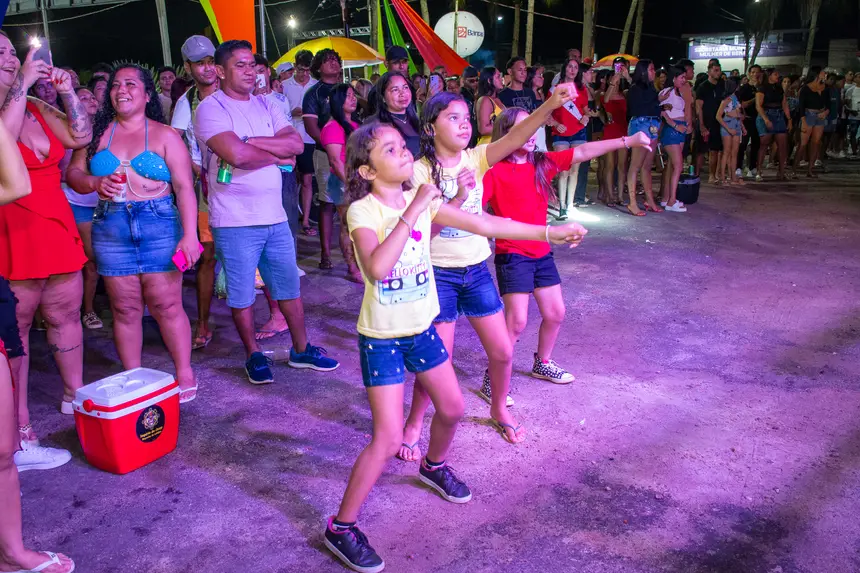  <div class='credito_fotos'>Foto: Karla Reis &nbsp;&nbsp;|&nbsp;&nbsp; <a href='/midias/2026/originais/20260219041833-GF00009314-F00111604.webp' download><i class='fa-solid fa-download'></i> Download</a></div>