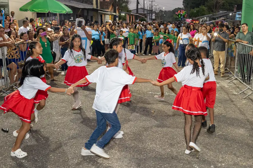  <div class='credito_fotos'>Foto: Karla Reis &nbsp;&nbsp;|&nbsp;&nbsp; <a href='/midias/2026/originais/20260902004007-GF00009527-F00122556.webp' download><i class='fa-solid fa-download'></i> Download</a></div>