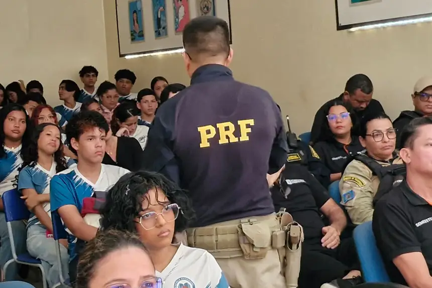 <div class='credito_fotos'>Foto:  &nbsp;&nbsp;|&nbsp;&nbsp; <a href='/midias/2026/originais/20260924133258-GF00009542-F00124148.webp' download><i class='fa-solid fa-download'></i> Download</a></div>