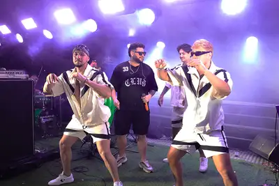 notícia: Festa no complexo Nagibão teve trio elétrico e os tradicionais blocos