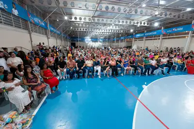 notícia: Dia das Mães em Benevides foi comemorado à altura das homenageadas com a quinta edição do Amor de Mãe