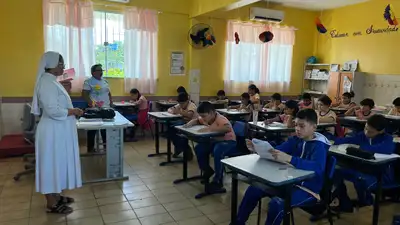 notícia: Primeiro monitoramento pedagógico interno de 2026 avalia desempenho de alunos do 4º ano em Língua Portuguesa e Matemática